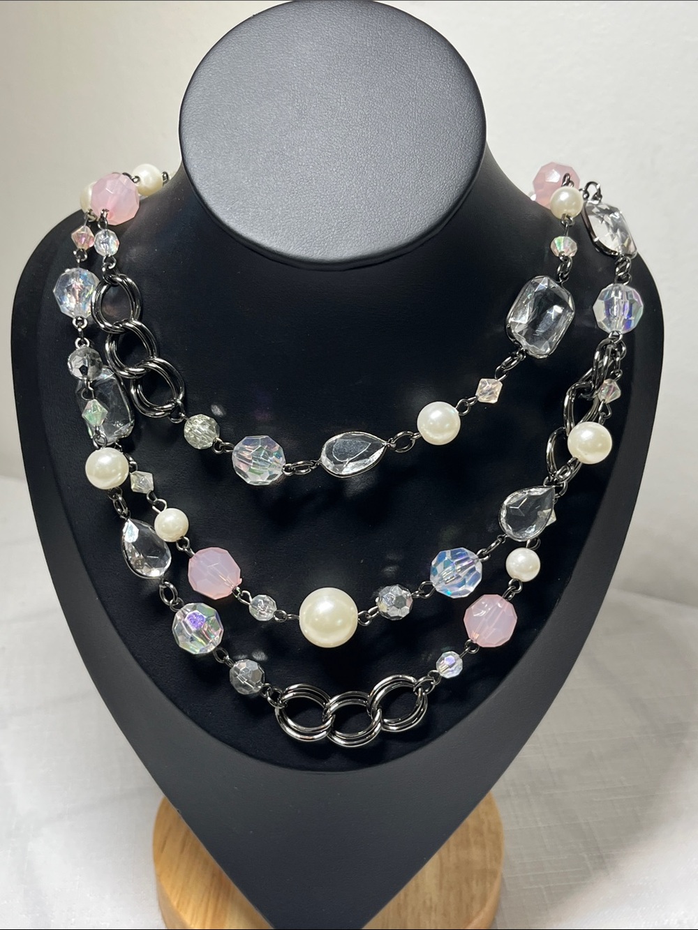 Multi-Strand Pink & Clear Beaded Women's Necklace
Costume
Adjustable